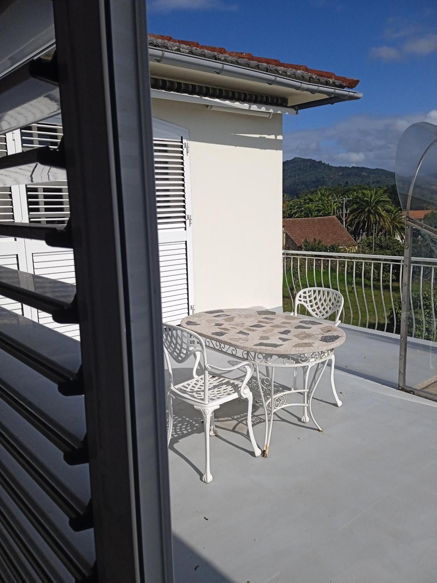 A Casa De Abelleira Ponteareas Exterior foto